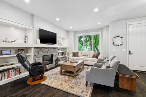 2308 4 Avenue Nw, Calgary, AB 