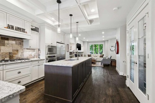 2308 4 Avenue Nw, Calgary, AB 