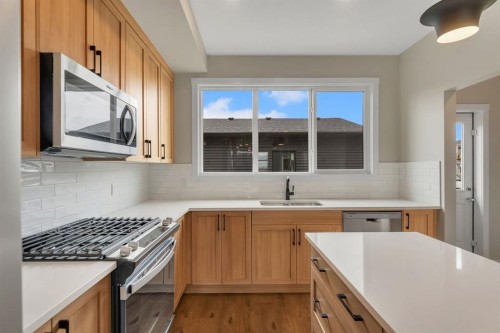 46 Tillotson Loop, Okotoks, AB 