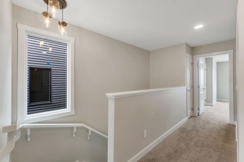 46 Tillotson Loop, Okotoks, AB 