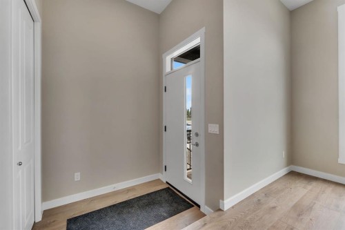 46 Tillotson Loop, Okotoks, AB 