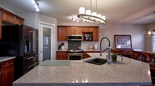 327 Sagewood Place Sw, Airdrie, AB 
