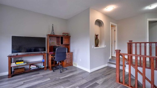 327 Sagewood Place Sw, Airdrie, AB 