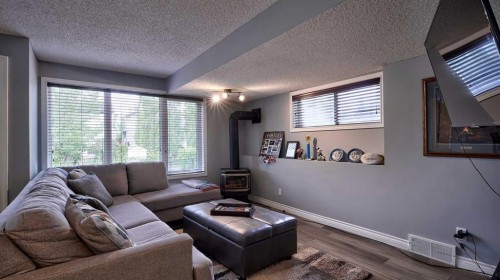 327 Sagewood Place Sw, Airdrie, AB 