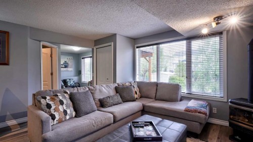 327 Sagewood Place Sw, Airdrie, AB 