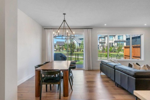 236 Marina Grove Se, Calgary, AB - Indoor Photo Showing Other Room