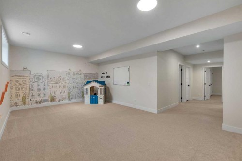 236 Marina Grove Se, Calgary, AB - Indoor