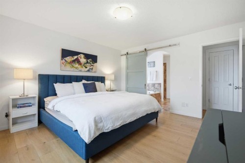 114 Cougarstone Crescent Sw, Calgary, AB - Indoor Photo Showing Bedroom