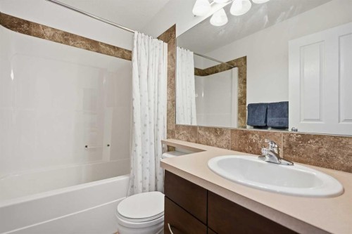 114 Cougarstone Crescent Sw, Calgary, AB - Indoor Photo Showing Bathroom