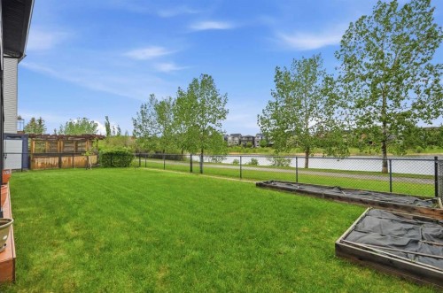114 Cougarstone Crescent Sw, Calgary, AB - Outdoor