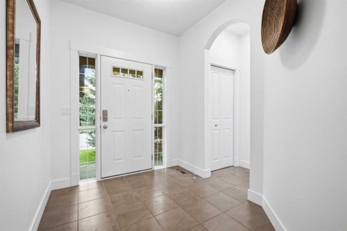 114 Cougarstone Crescent Sw, Calgary, AB - Indoor Photo Showing Other Room