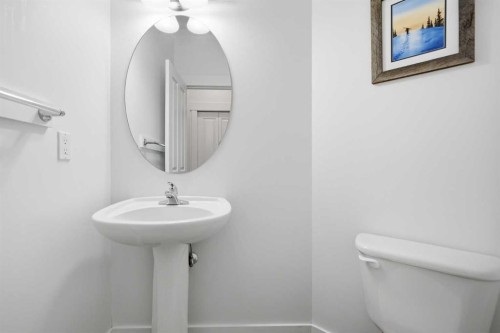 114 Cougarstone Crescent Sw, Calgary, AB - Indoor Photo Showing Bathroom