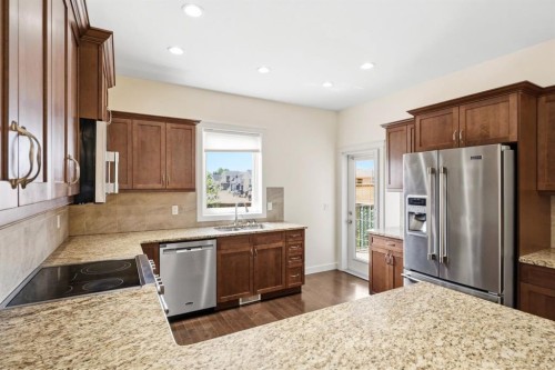 26 Violet Close, Olds, AB - Indoor Photo Showing Kitchen