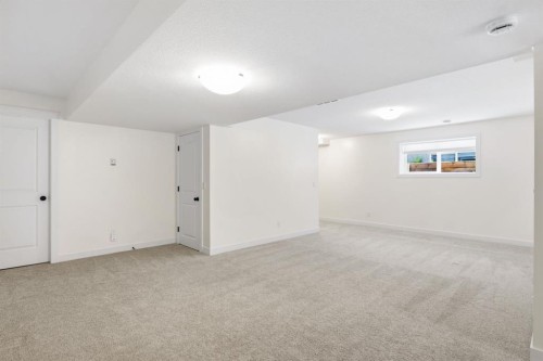 26 Violet Close, Olds, AB - Indoor Photo Showing Other Room
