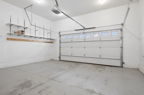 26 Violet Close, Olds, AB - Indoor Photo Showing Garage