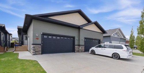 26 Violet Close, Olds, AB - Outdoor