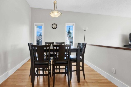 16207 Shawfield Drive Sw, Calgary, AB - Indoor Photo Showing Dining Room