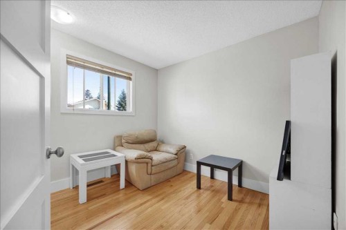 16207 Shawfield Drive Sw, Calgary, AB - Indoor Photo Showing Other Room