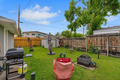 7621 23 Street Se, Calgary, AB 