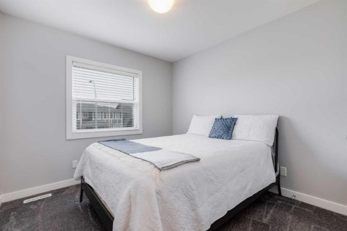 565 Midtown Street Sw, Airdrie, AB 