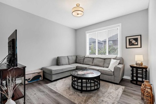 565 Midtown Street Sw, Airdrie, AB 