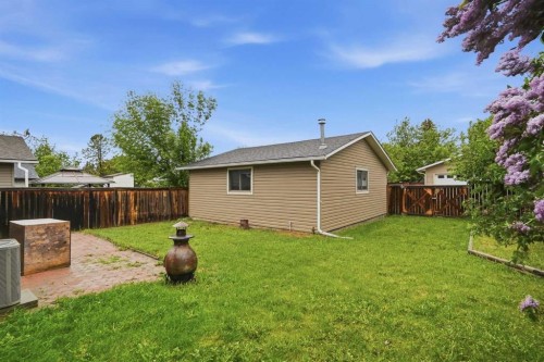 101 Aspen Crescent, Airdrie, AB 