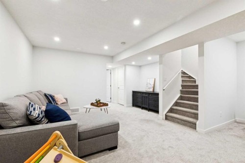 44 Creekside Boulevard Sw, Calgary, AB - Indoor