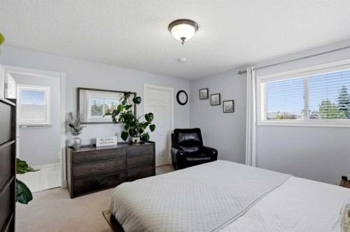 20 Somercrest Grove Sw, Calgary, AB 