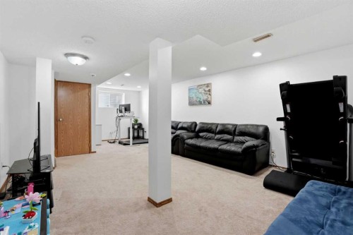 20 Somercrest Grove Sw, Calgary, AB 