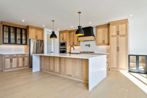 36 Sunvalley View, Cochrane, AB 