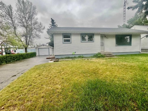 223 Allison Street, Acme, AB - Outdoor