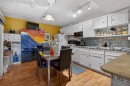 106-6223 31 Avenue Nw, Calgary, AB  - Indoor Photo Showing Kitchen 