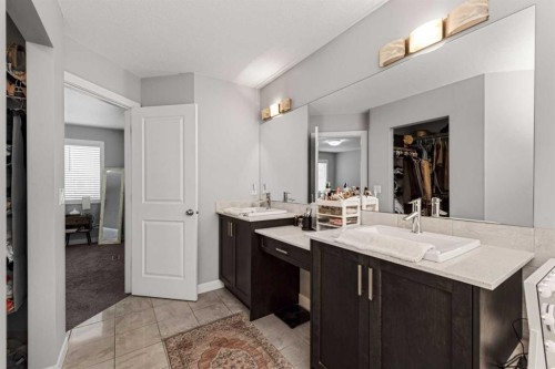 99 Brightoncrest Point Se, Calgary, AB 