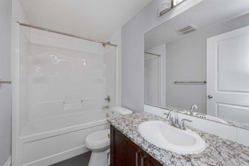 99 Brightoncrest Point Se, Calgary, AB 
