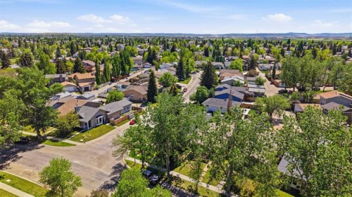 121 Sunbank Way Se, Calgary, AB 