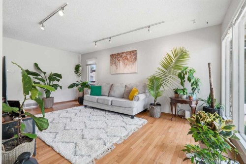 121 Sunbank Way Se, Calgary, AB 