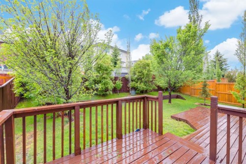 82 Hidden Ridge View Nw, Calgary, AB 