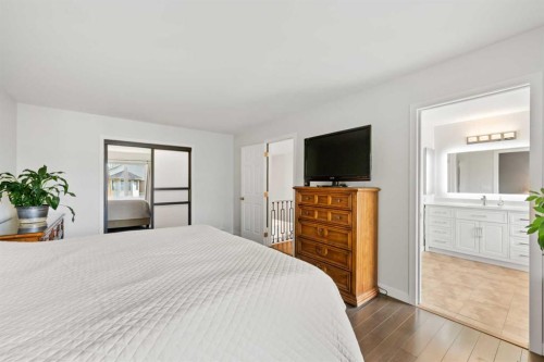28 Mt Norquay Gate Se, Calgary, AB 