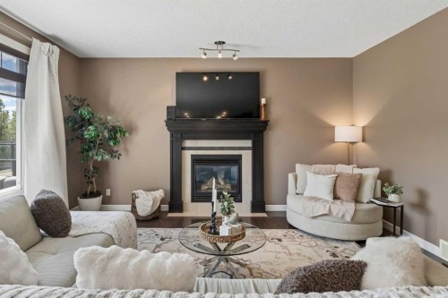 92 Panatella Crescent Nw, Calgary, AB 