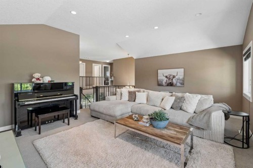 92 Panatella Crescent Nw, Calgary, AB 