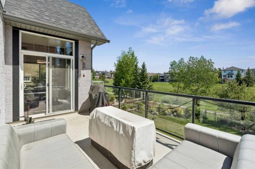 92 Panatella Crescent Nw, Calgary, AB 
