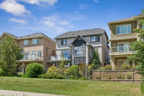 92 Panatella Crescent Nw, Calgary, AB 