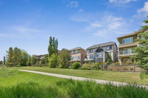92 Panatella Crescent Nw, Calgary, AB 