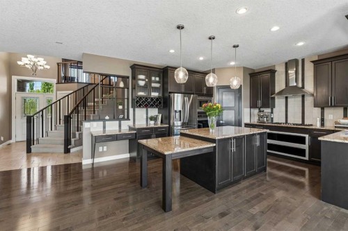 92 Panatella Crescent Nw, Calgary, AB 