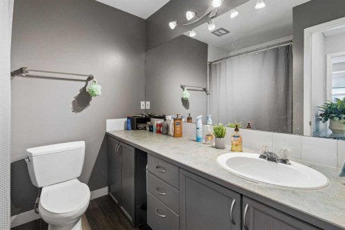 109-4810 40 Avenue Sw, Calgary, AB 