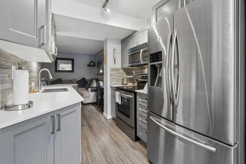 109-4810 40 Avenue Sw, Calgary, AB 
