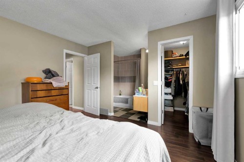131 Deer Run Close Se, Calgary, AB 