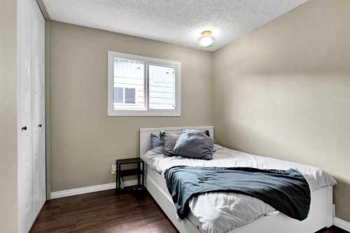 131 Deer Run Close Se, Calgary, AB 