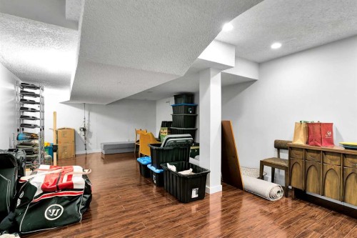 131 Deer Run Close Se, Calgary, AB 