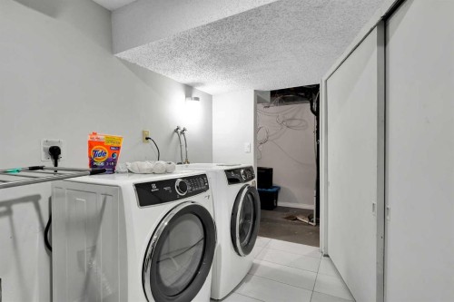 131 Deer Run Close Se, Calgary, AB 